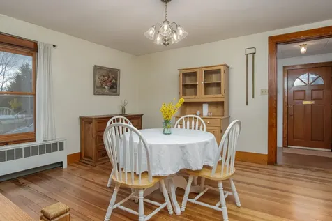 44 Pleasant Street Goffstown NH 03045