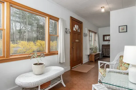 44 Pleasant Street Goffstown NH 03045