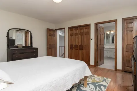 44 Pleasant Street Goffstown NH 03045
