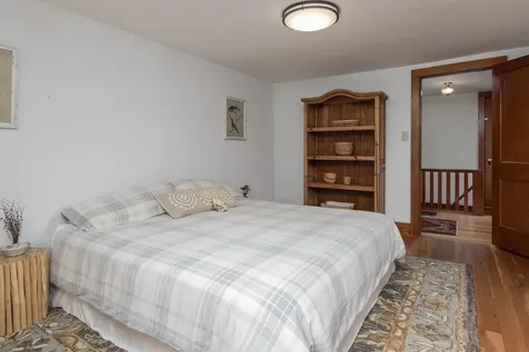 44 Pleasant Street Goffstown NH 03045