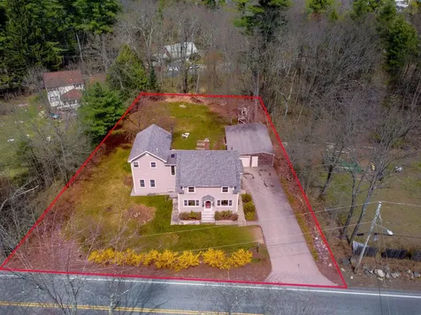 44 Pleasant Street Goffstown NH 03045