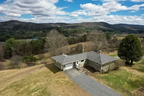 604 Lapierre Drive St. Johnsbury VT 05819