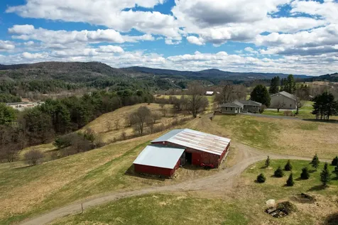 604 Lapierre Drive St. Johnsbury VT 05819