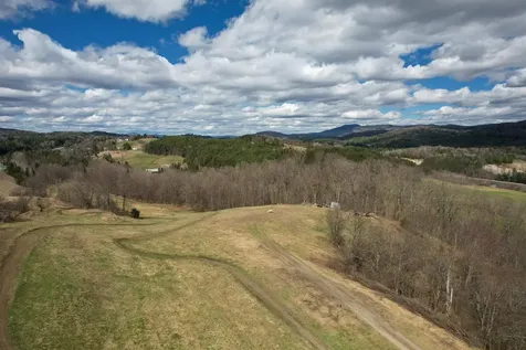 604 Lapierre Drive St. Johnsbury VT 05819