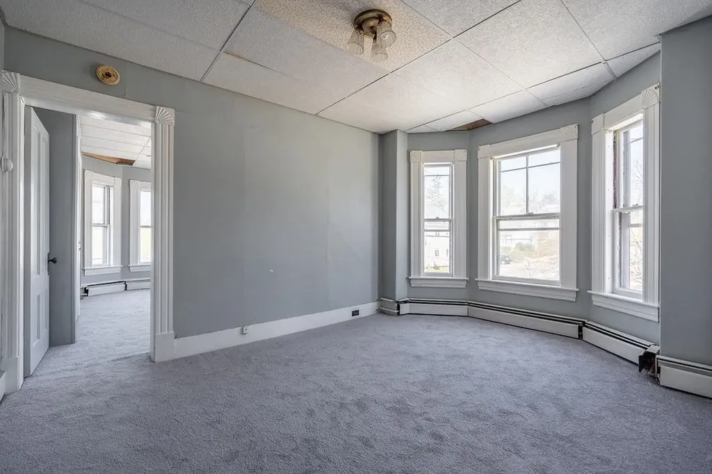 151 Ray Street Manchester NH 03104