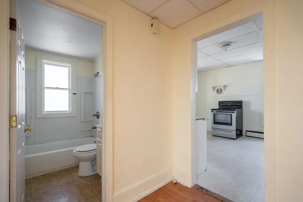 151 Ray Street Manchester NH 03104