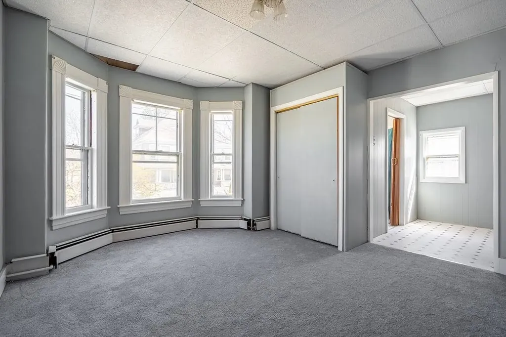 151 Ray Street Manchester NH 03104