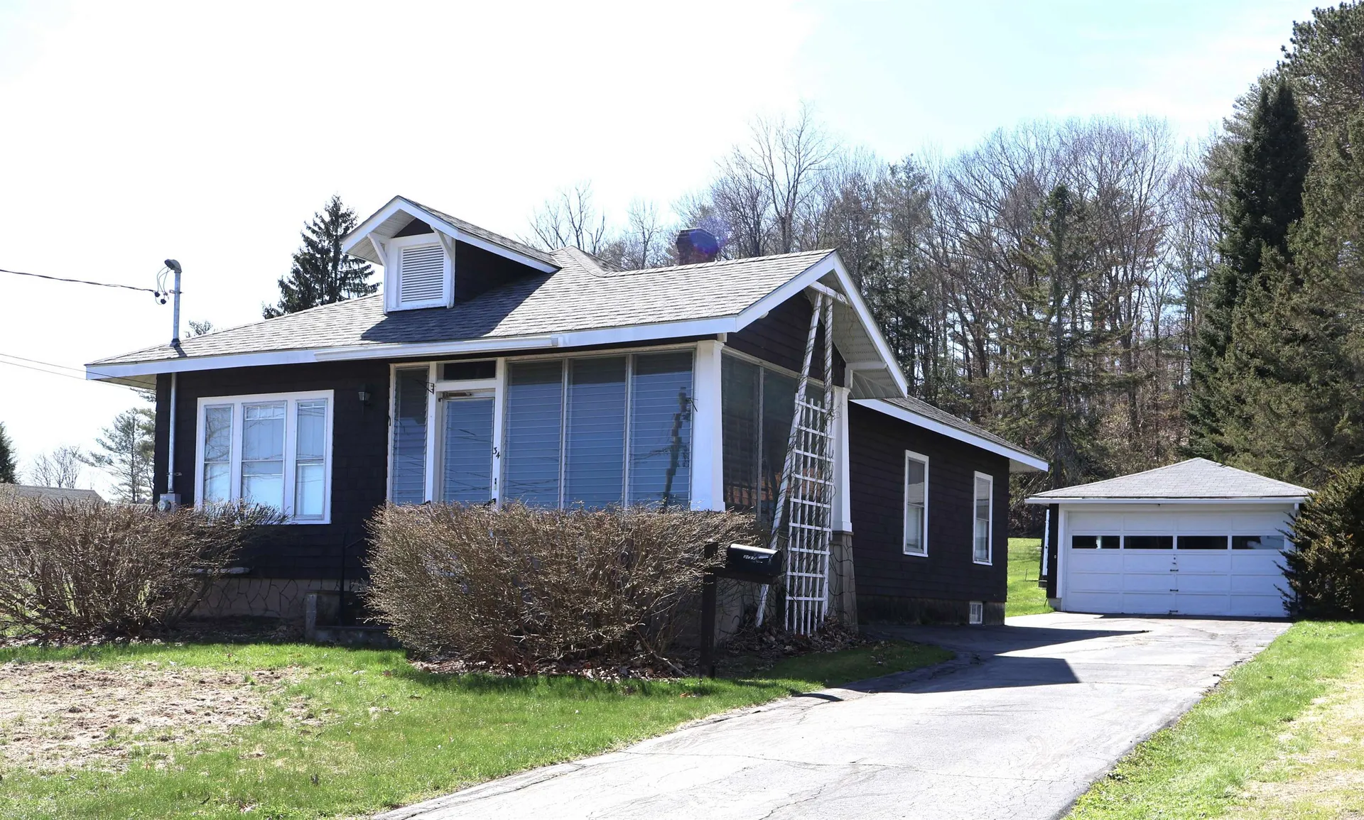 34 Gifford Road Hartford VT 05001