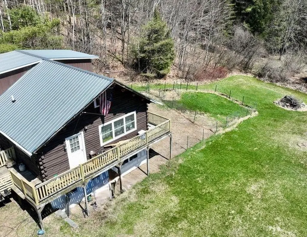 342 Creamery Road Ryegate VT 05042