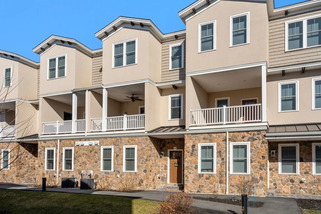 9 Milano Way Salem NH 03079
