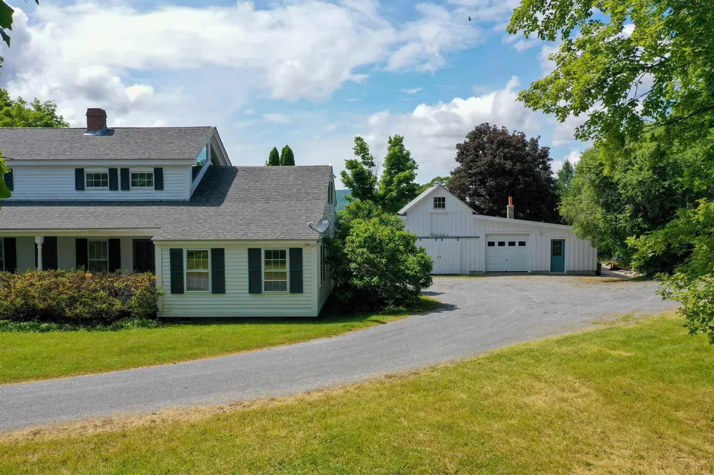 2672 Weybridge Road Weybridge VT 05753