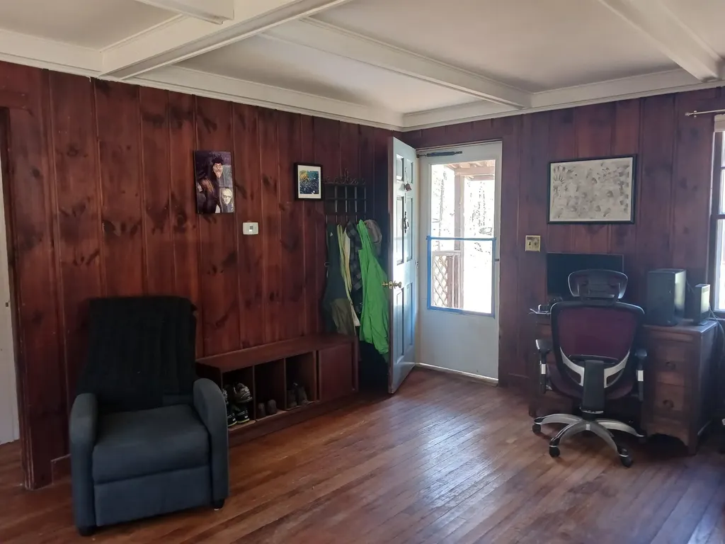 1052 Lake Shore Drive New London NH 03257