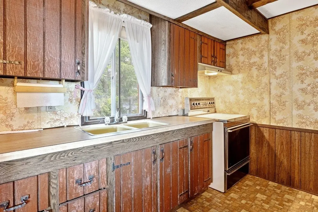 368 Jordan Point Road Isle La Motte VT 05463