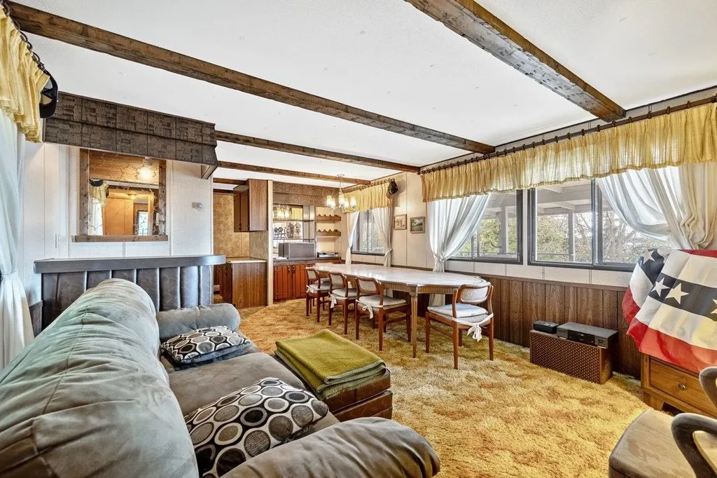 368 Jordan Point Road Isle La Motte VT 05463