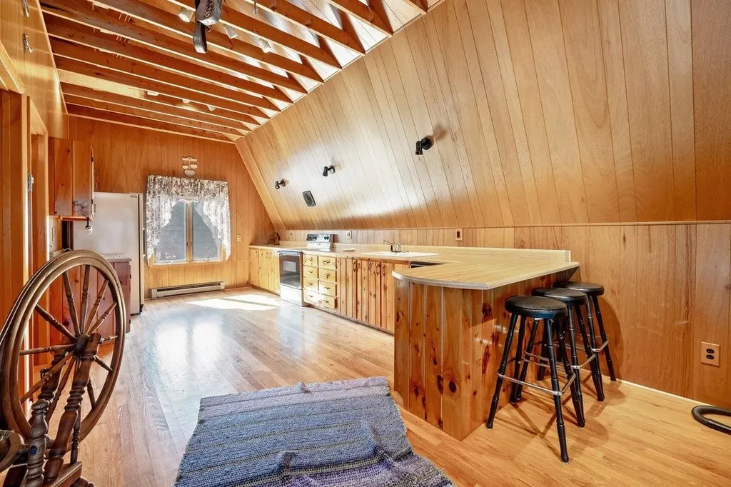 368 Jordan Point Road Isle La Motte VT 05463