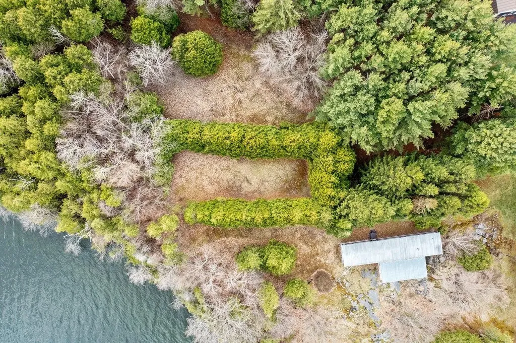 368 Jordan Point Road Isle La Motte VT 05463