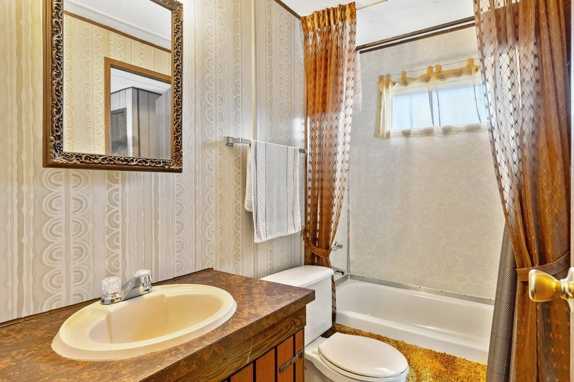 368 Jordan Point Road Isle La Motte VT 05463