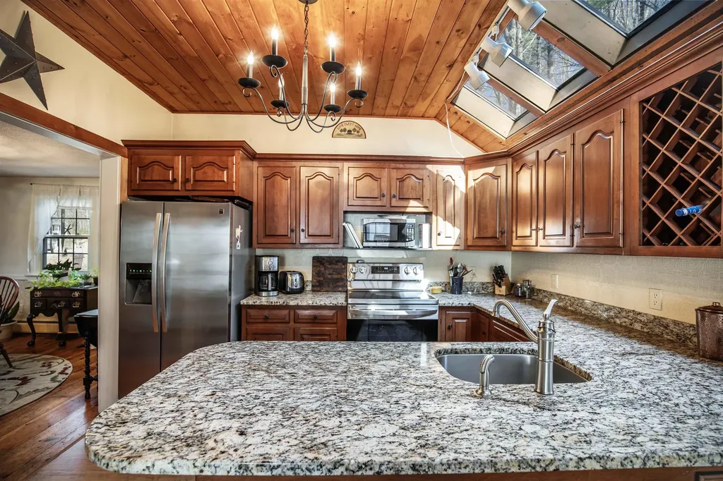 405 Deerpath Lane Pembroke NH 03275