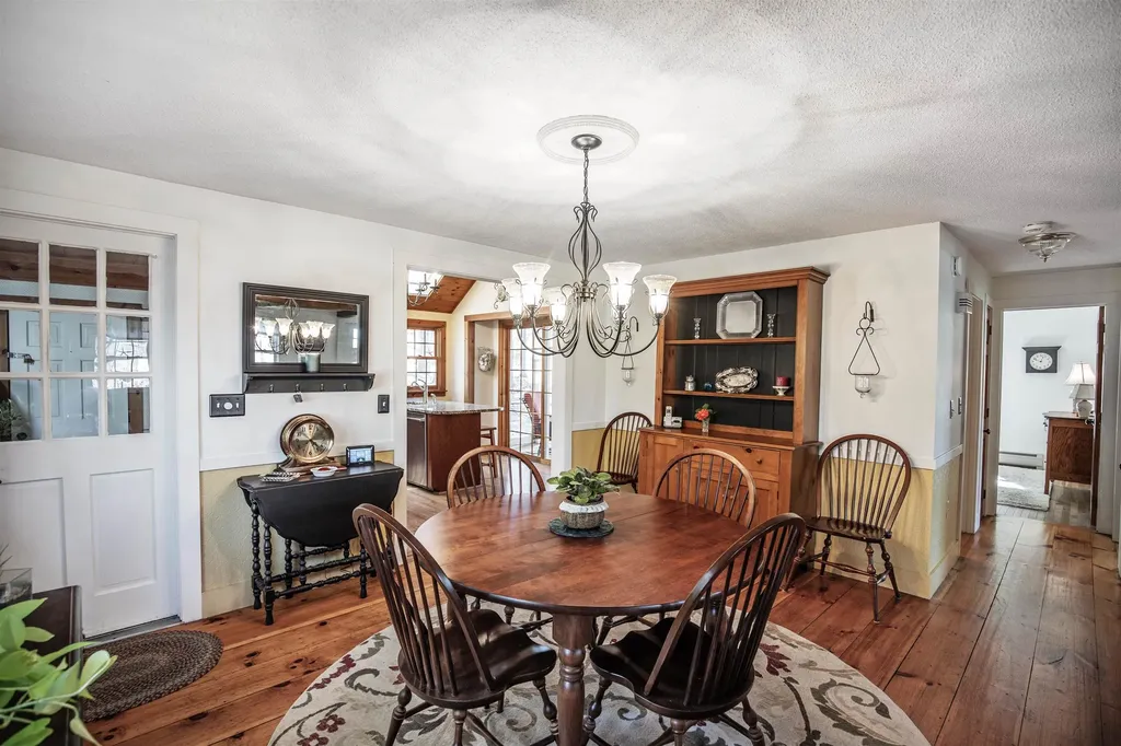 405 Deerpath Lane Pembroke NH 03275