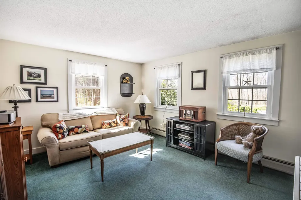 405 Deerpath Lane Pembroke NH 03275
