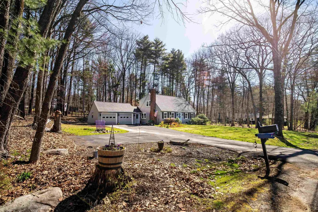 405 Deerpath Lane Pembroke NH 03275