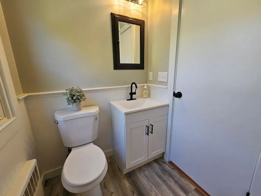 3 Dartmouth Road Swanzey NH 03446