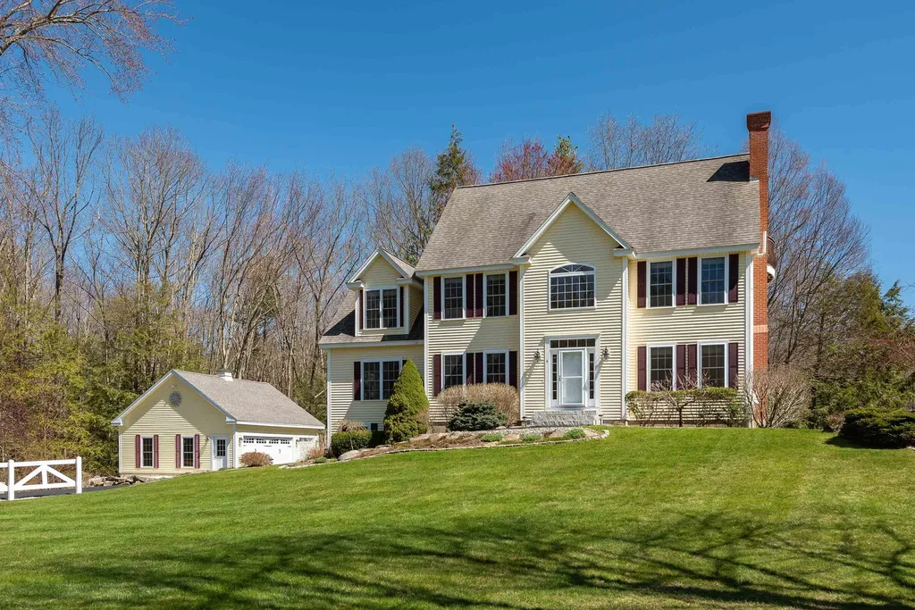 4 Juniper Drive Stratham NH 03885