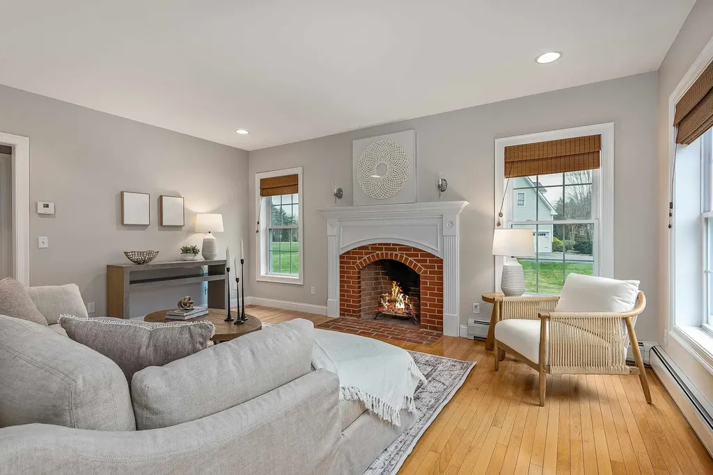 4 Juniper Drive Stratham NH 03885