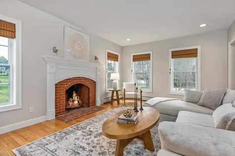 4 Juniper Drive Stratham NH 03885