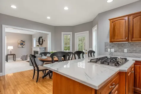 4 Juniper Drive Stratham NH 03885
