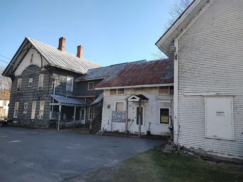 21 Peavine Boulevard Bethel VT 05032
