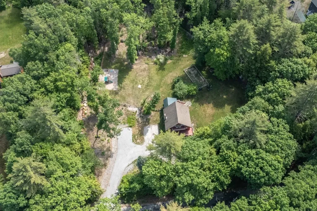 108 Couchtown Road Warner NH 03278