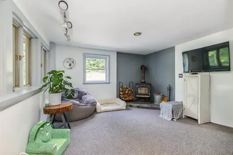 108 Couchtown Road Warner NH 03278