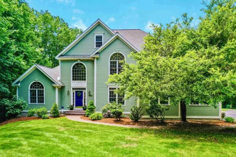 9 Boylston Terrace Amherst NH 03031
