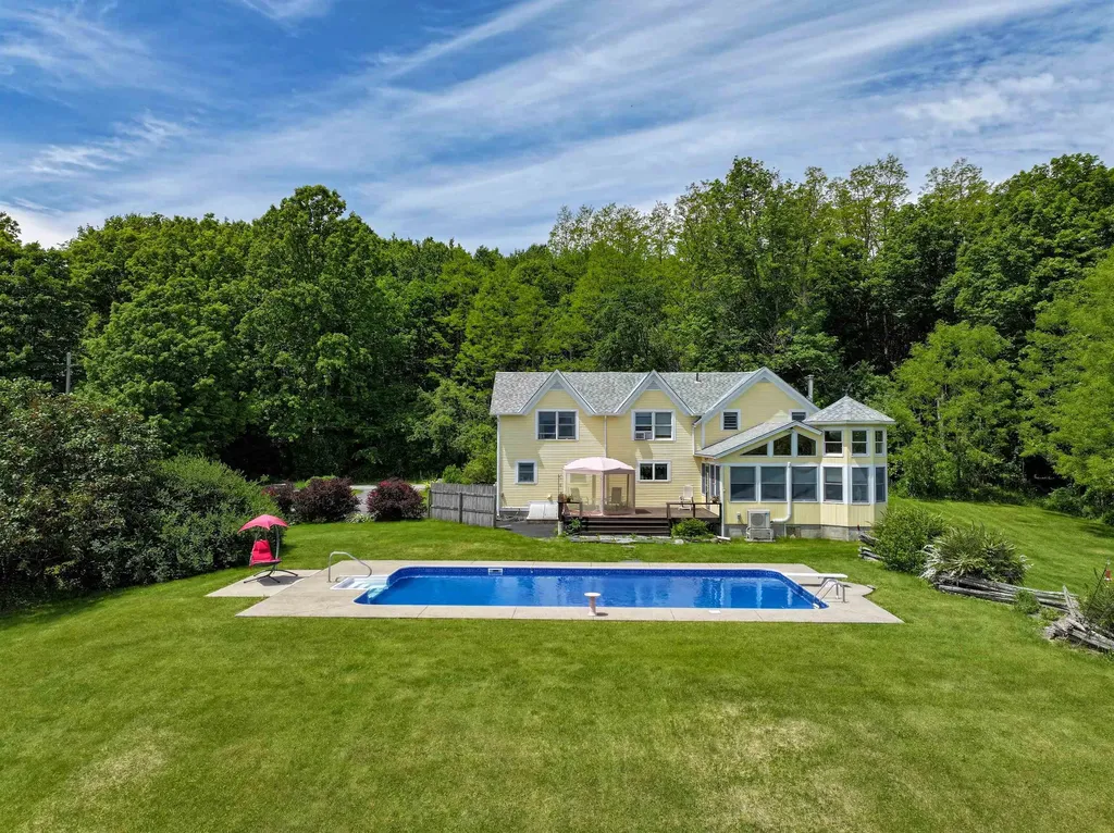 84 Galvin Road Whiting VT 05778