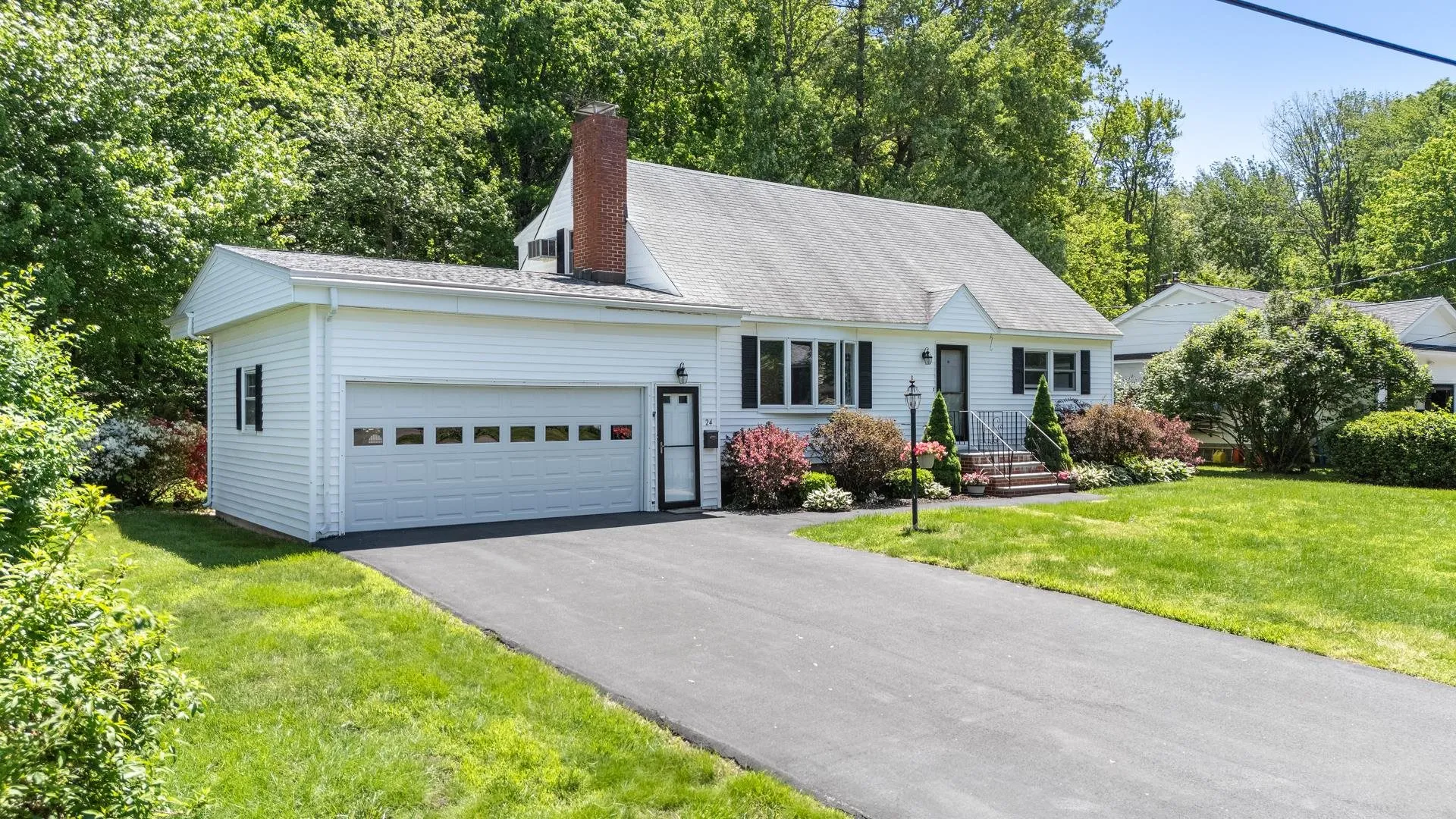 24 Harding Road Portsmouth NH 03801