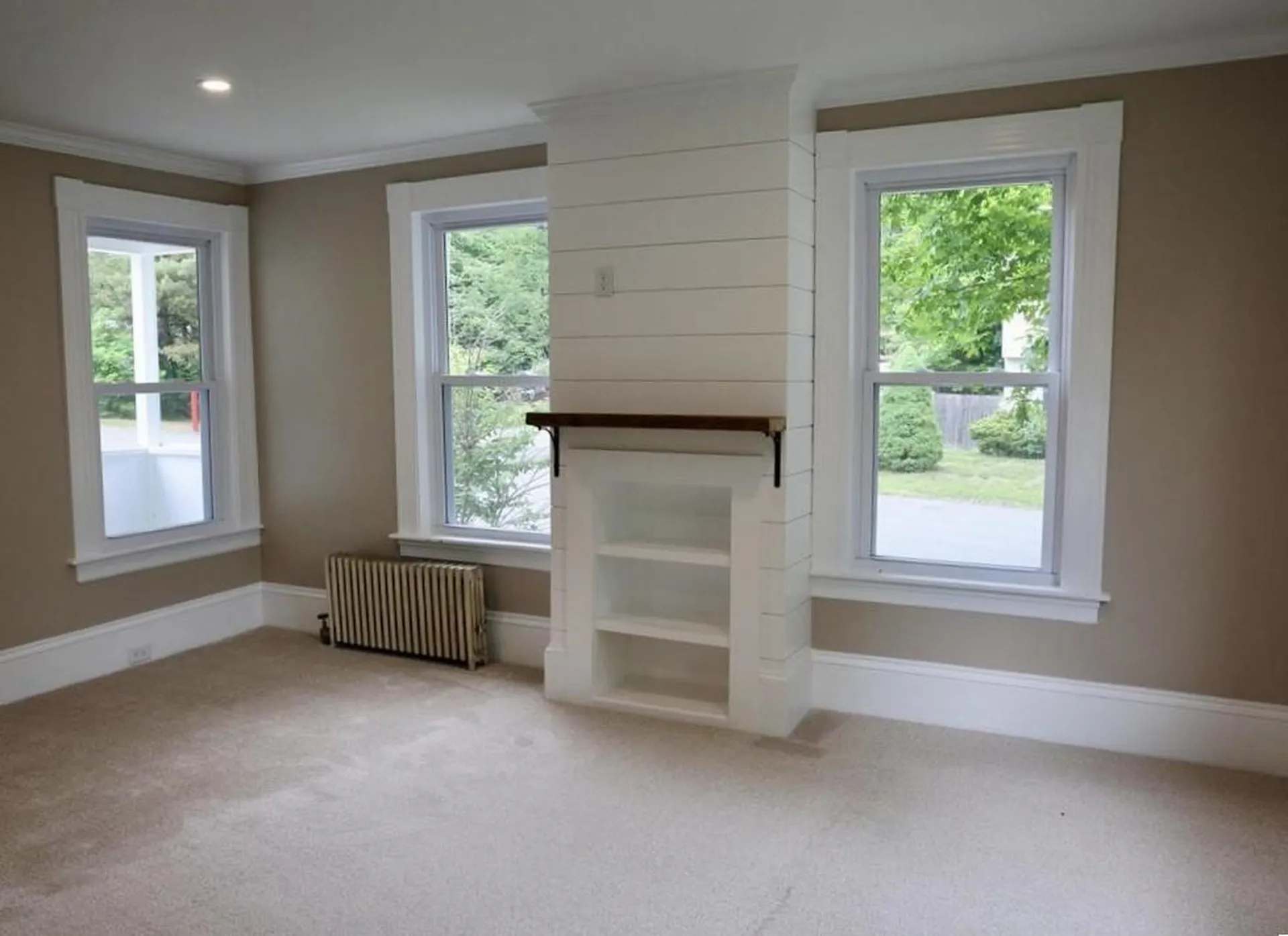 95 Massachusetts Avenue Laconia NH 03246