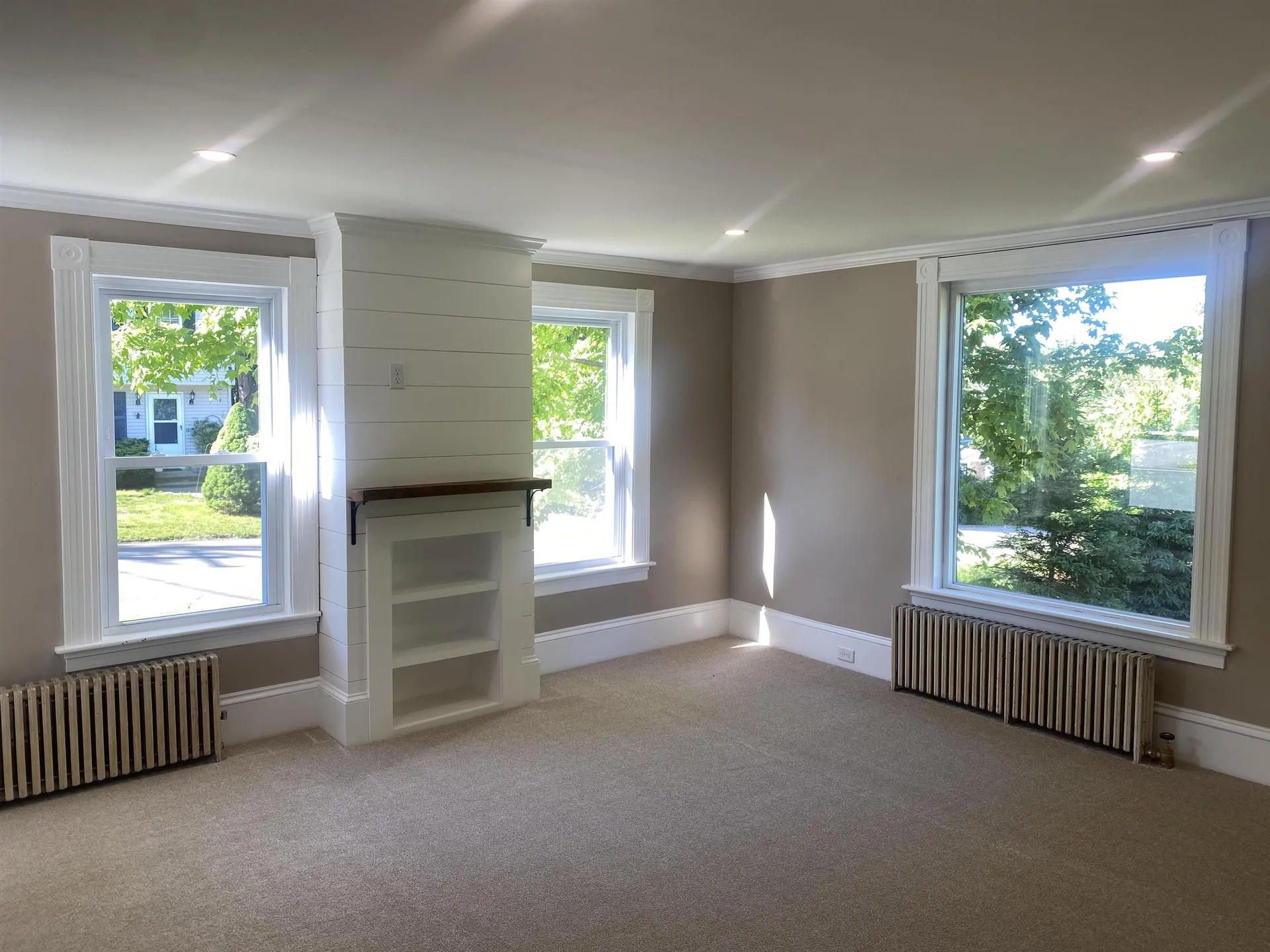 95 Massachusetts Avenue Laconia NH 03246