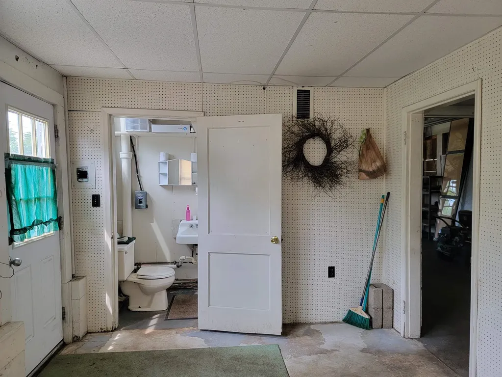 442 Mayhew Turnpike Bridgewater NH 03222