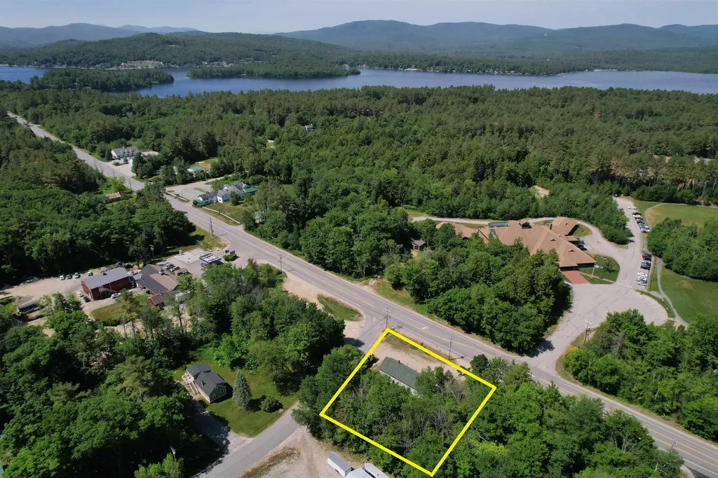 442 Mayhew Turnpike Bridgewater NH 03222