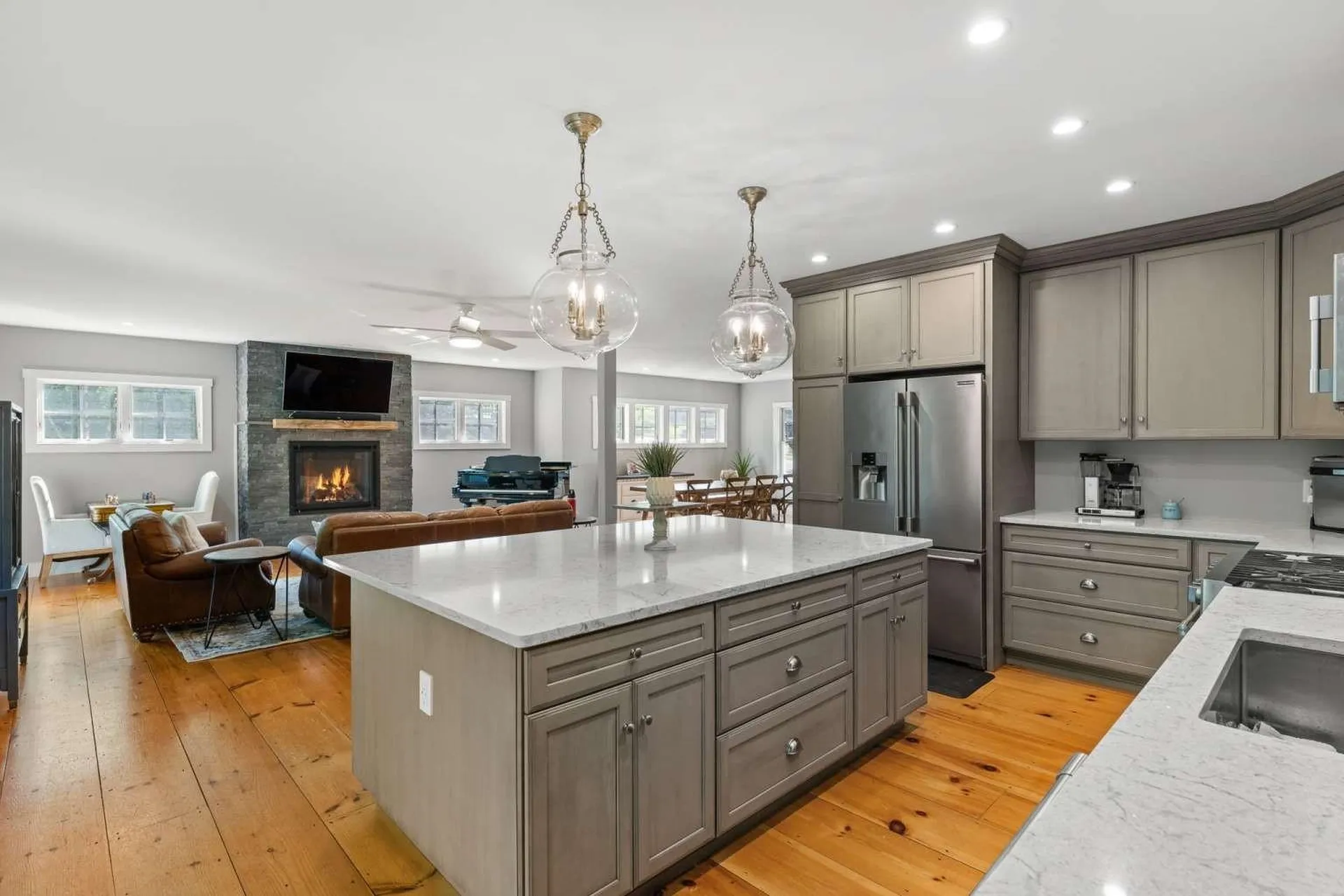 476 Thomas Lane Stowe VT 05672