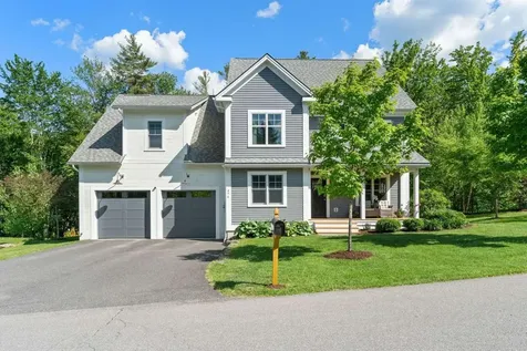 476 Thomas Lane Stowe VT 05672