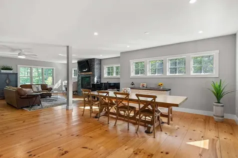 476 Thomas Lane Stowe VT 05672