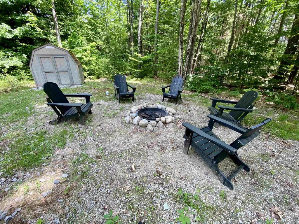 60 Pequawket Drive Conway NH 03818