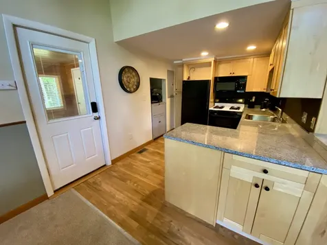 60 Pequawket Drive Conway NH 03818