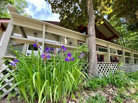60 Pequawket Drive Conway NH 03818