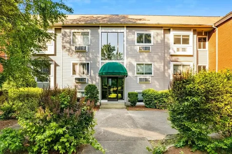 113 Cluff Crossing Road Salem NH 03079