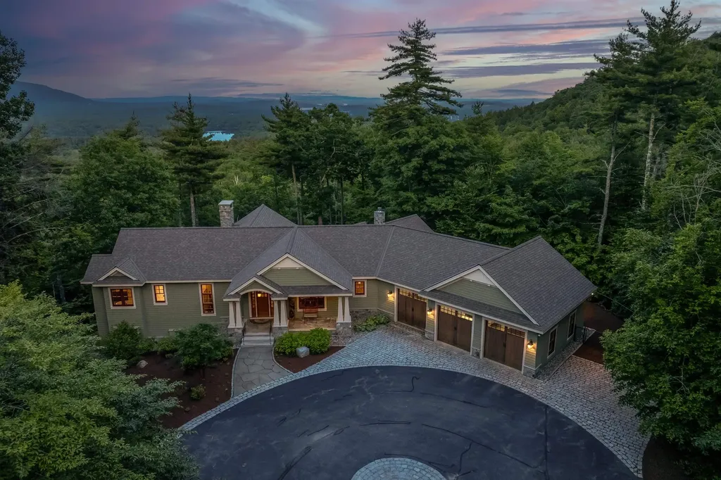 95 Bears Nest Trail Moultonborough NH 03254