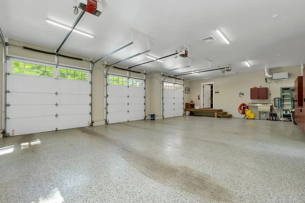 95 Bears Nest Trail Moultonborough NH 03254