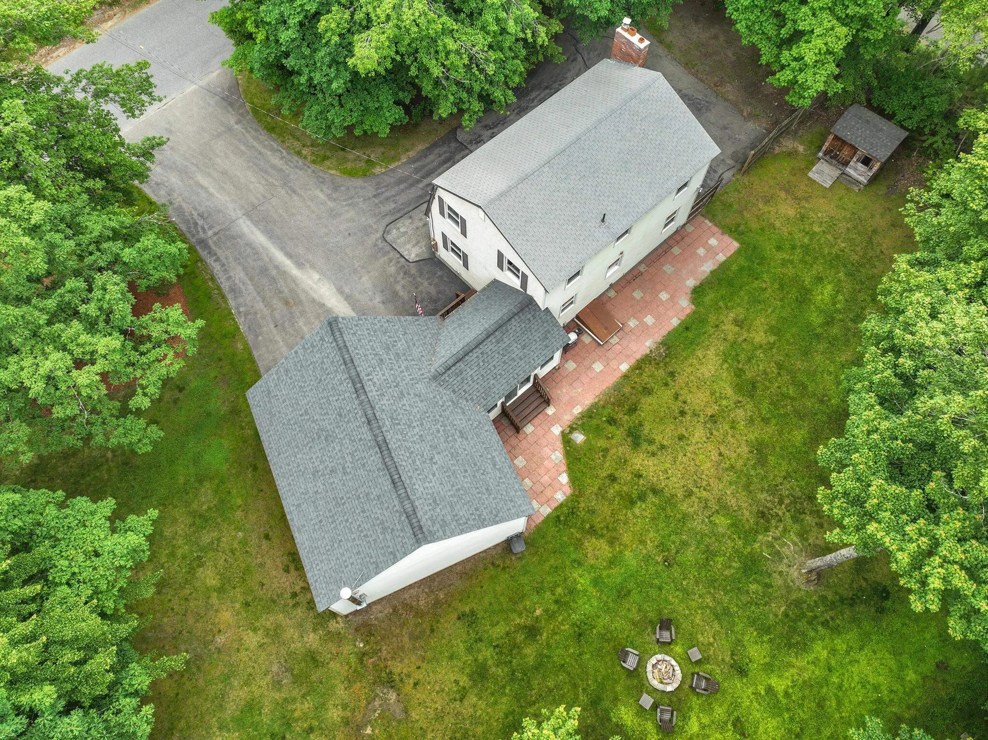 17 Nakomo Drive Litchfield NH 03052-2418